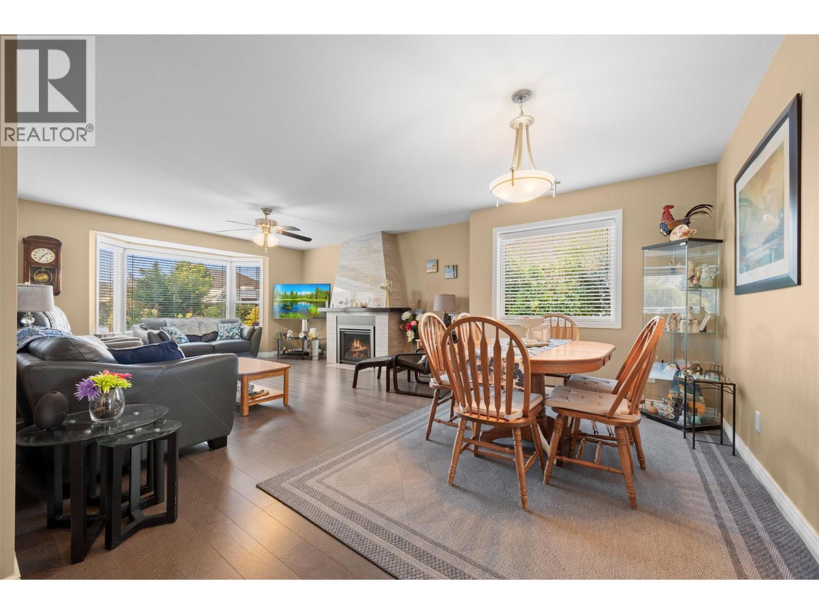 Picture for Unit #363, 550 Yates  Road https://www.cirrealty.ca/reb/bc/8/10363228_7.jpg