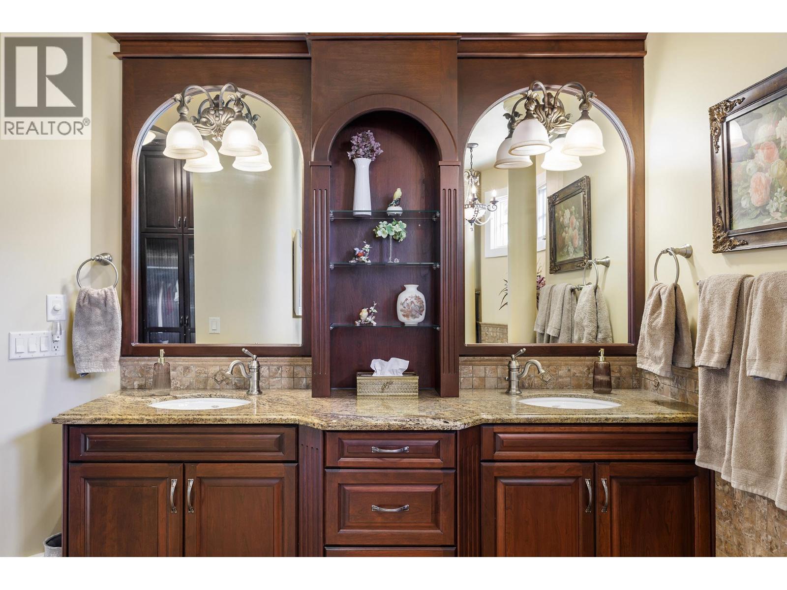 Picture for 983 Westpoint  Drive https://www.cirrealty.ca/reb/bc/8/10363358_14.jpg