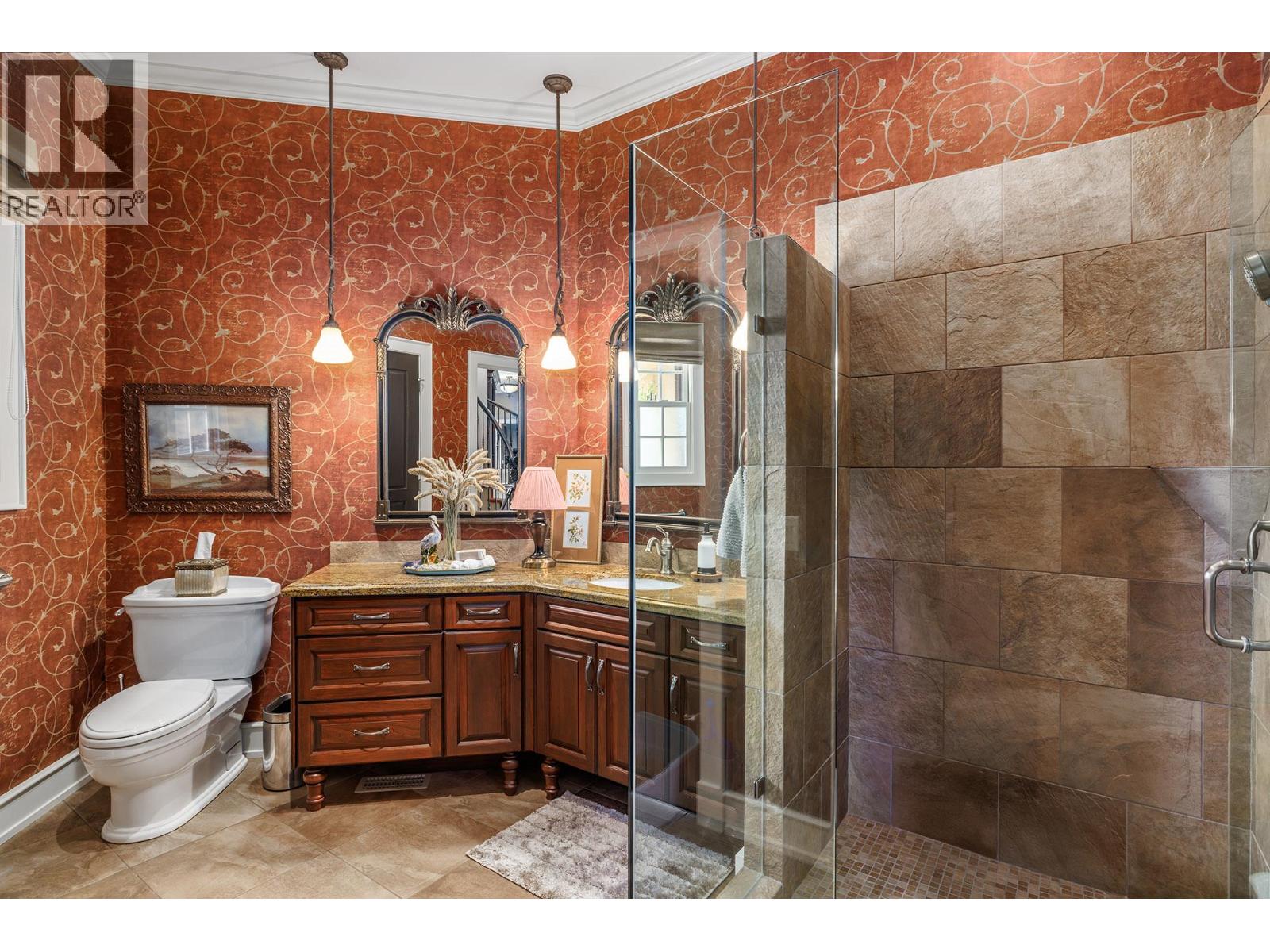 Picture for 983 Westpoint  Drive https://www.cirrealty.ca/reb/bc/8/10363358_18.jpg