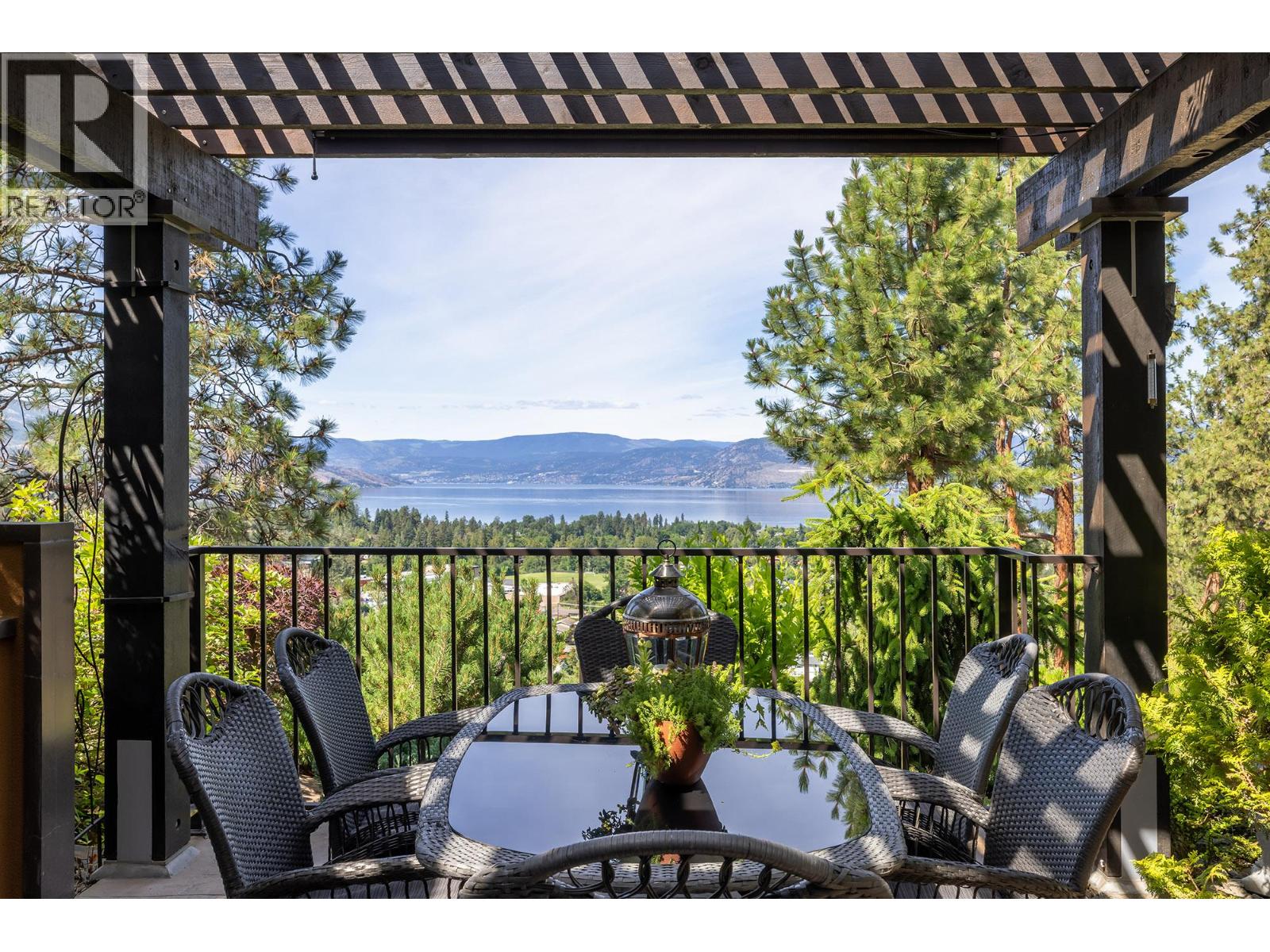 Picture for 983 Westpoint  Drive https://www.cirrealty.ca/reb/bc/8/10363358_30.jpg