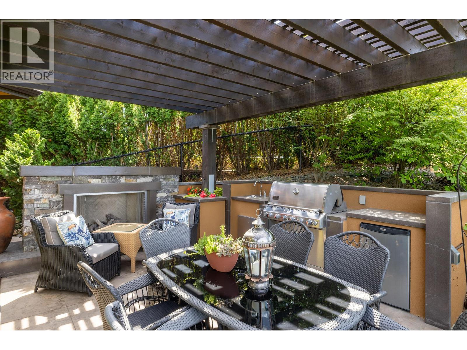 Picture for 983 Westpoint  Drive https://www.cirrealty.ca/reb/bc/8/10363358_31.jpg