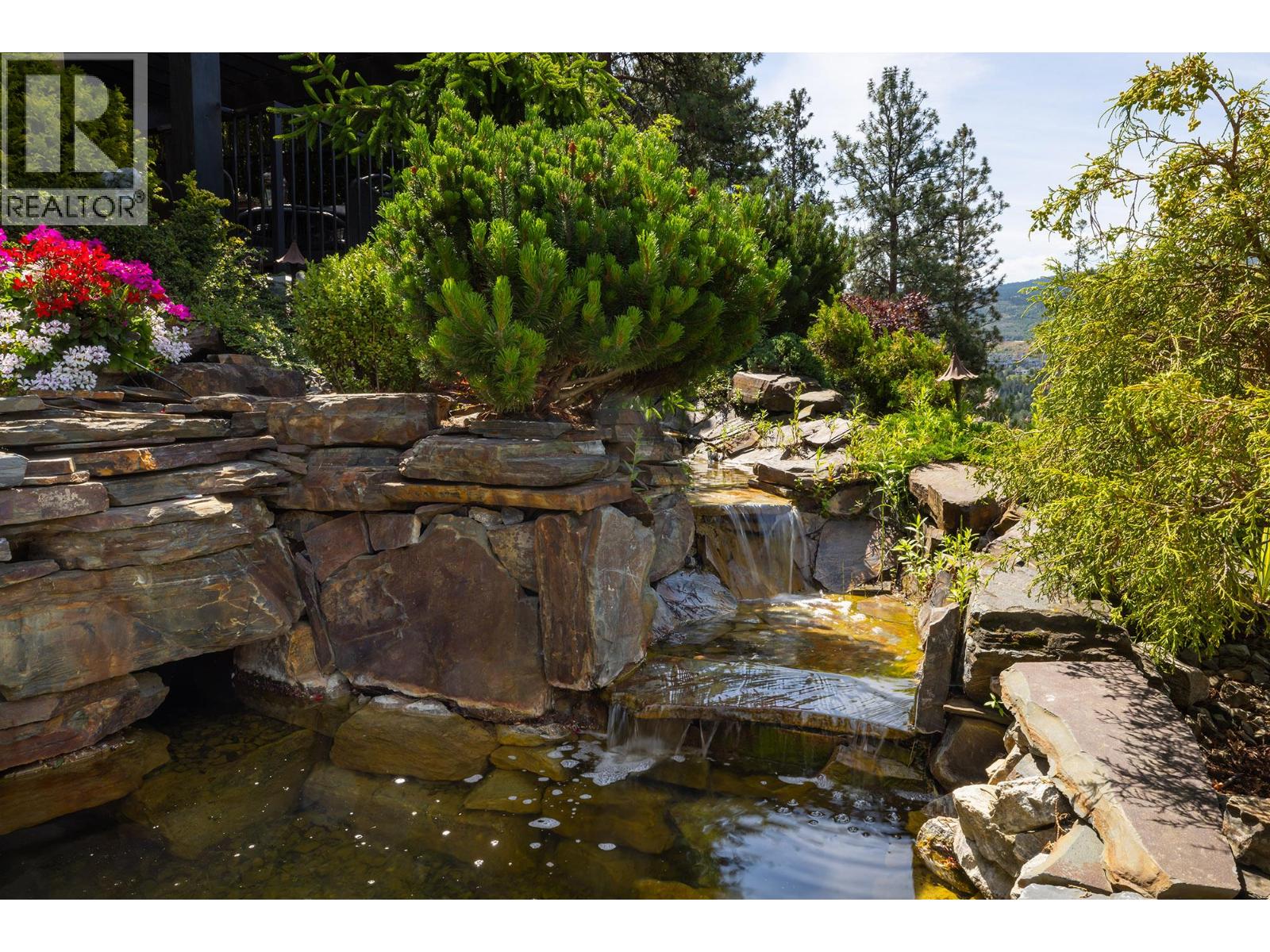 Picture for 983 Westpoint  Drive https://www.cirrealty.ca/reb/bc/8/10363358_32.jpg