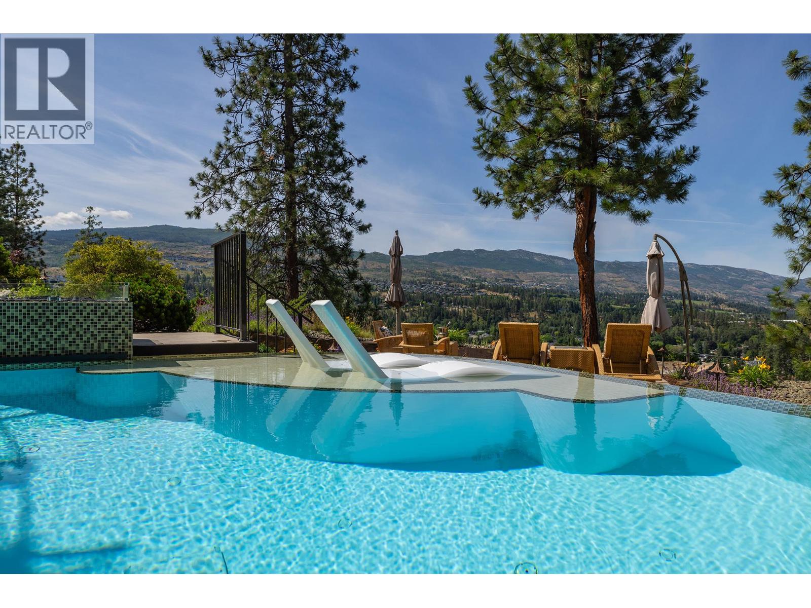 Picture for 983 Westpoint  Drive https://www.cirrealty.ca/reb/bc/8/10363358_33.jpg