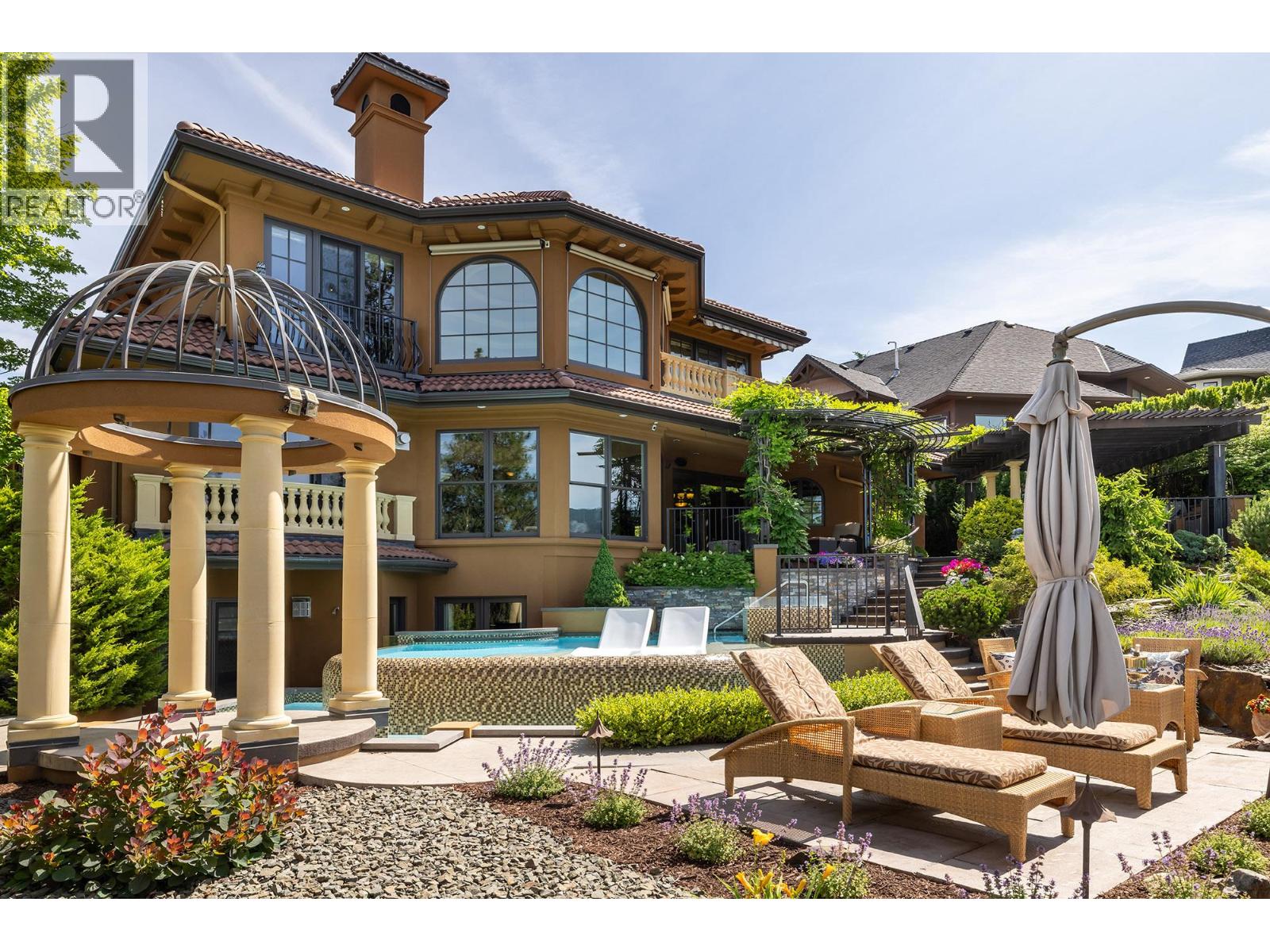 Picture for 983 Westpoint  Drive https://www.cirrealty.ca/reb/bc/8/10363358_34.jpg