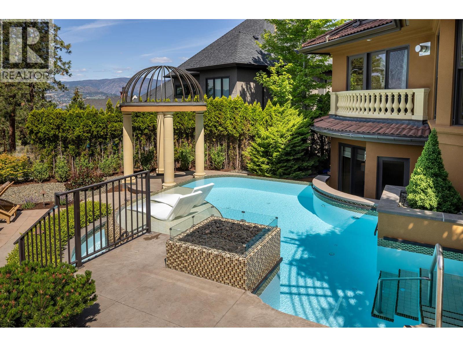 Picture for 983 Westpoint  Drive https://www.cirrealty.ca/reb/bc/8/10363358_36.jpg