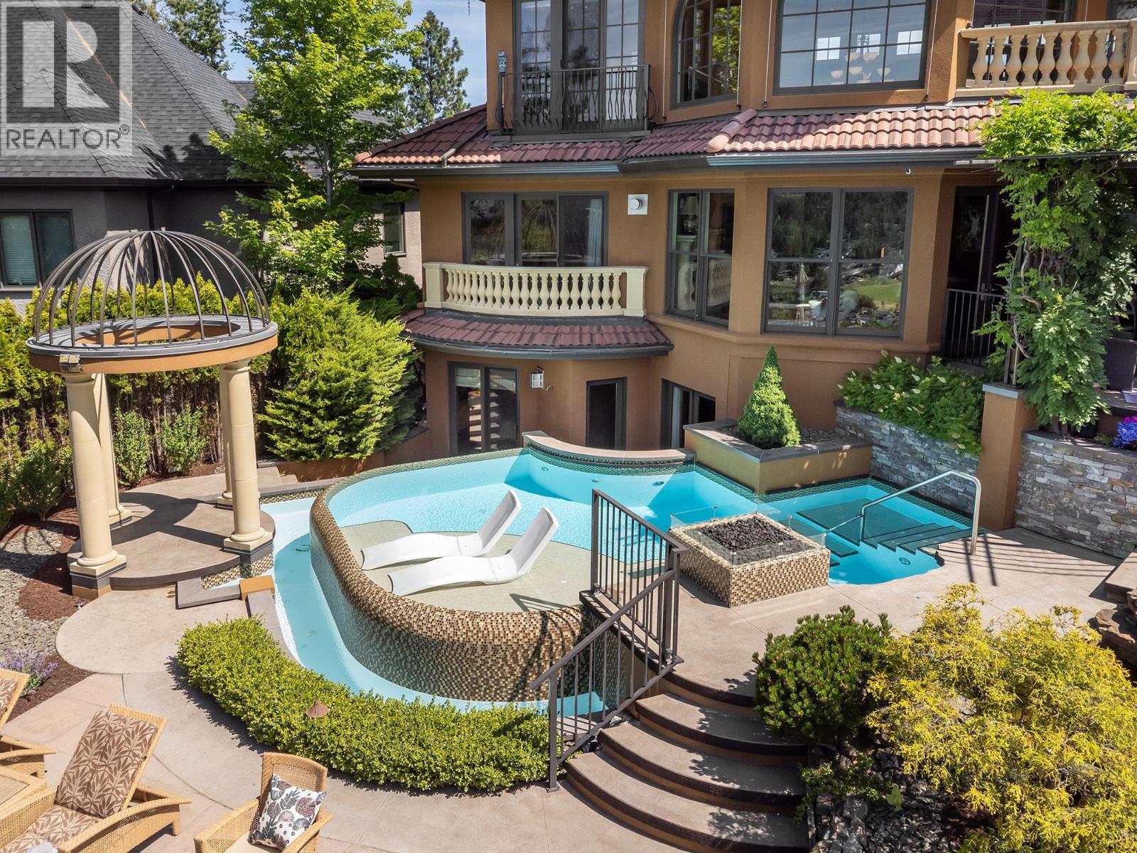 Picture for 983 Westpoint  Drive https://www.cirrealty.ca/reb/bc/8/10363358_38.jpg