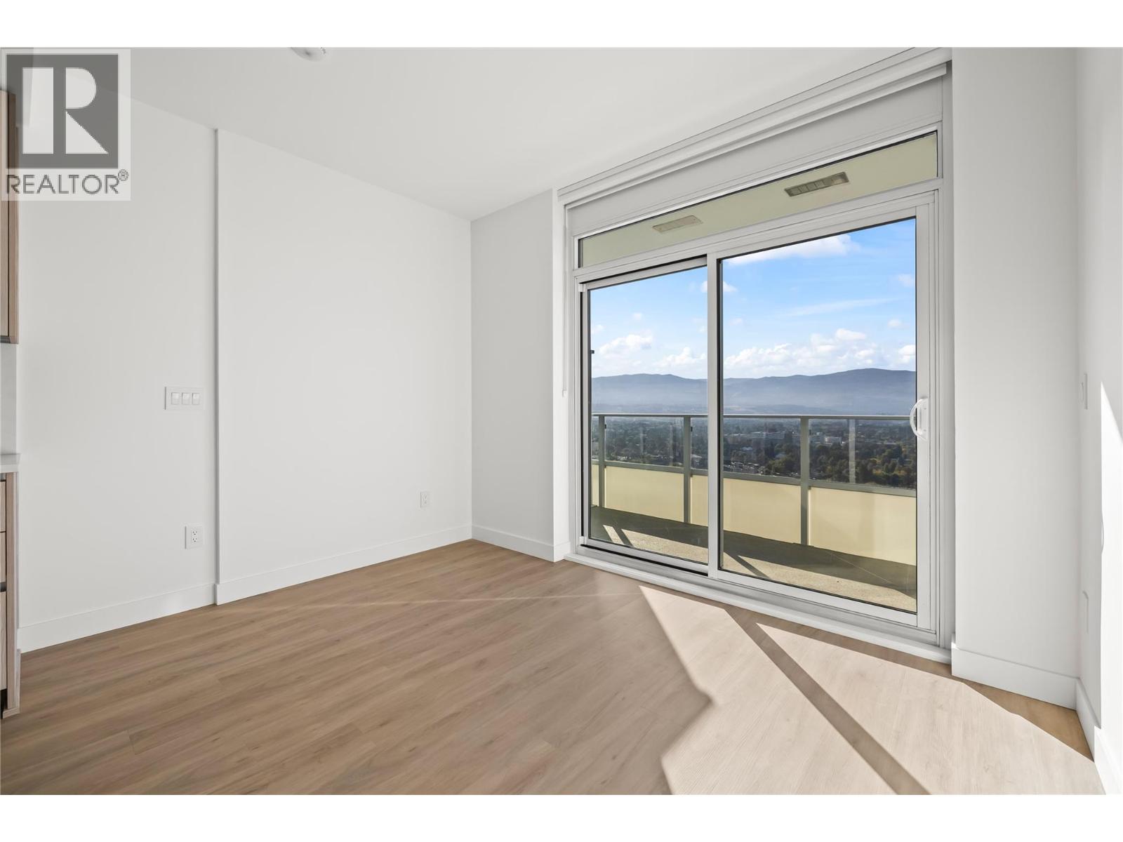 Picture for Unit #2705, 1626 Water  Street https://www.cirrealty.ca/reb/bc/8/10363398_10.jpg