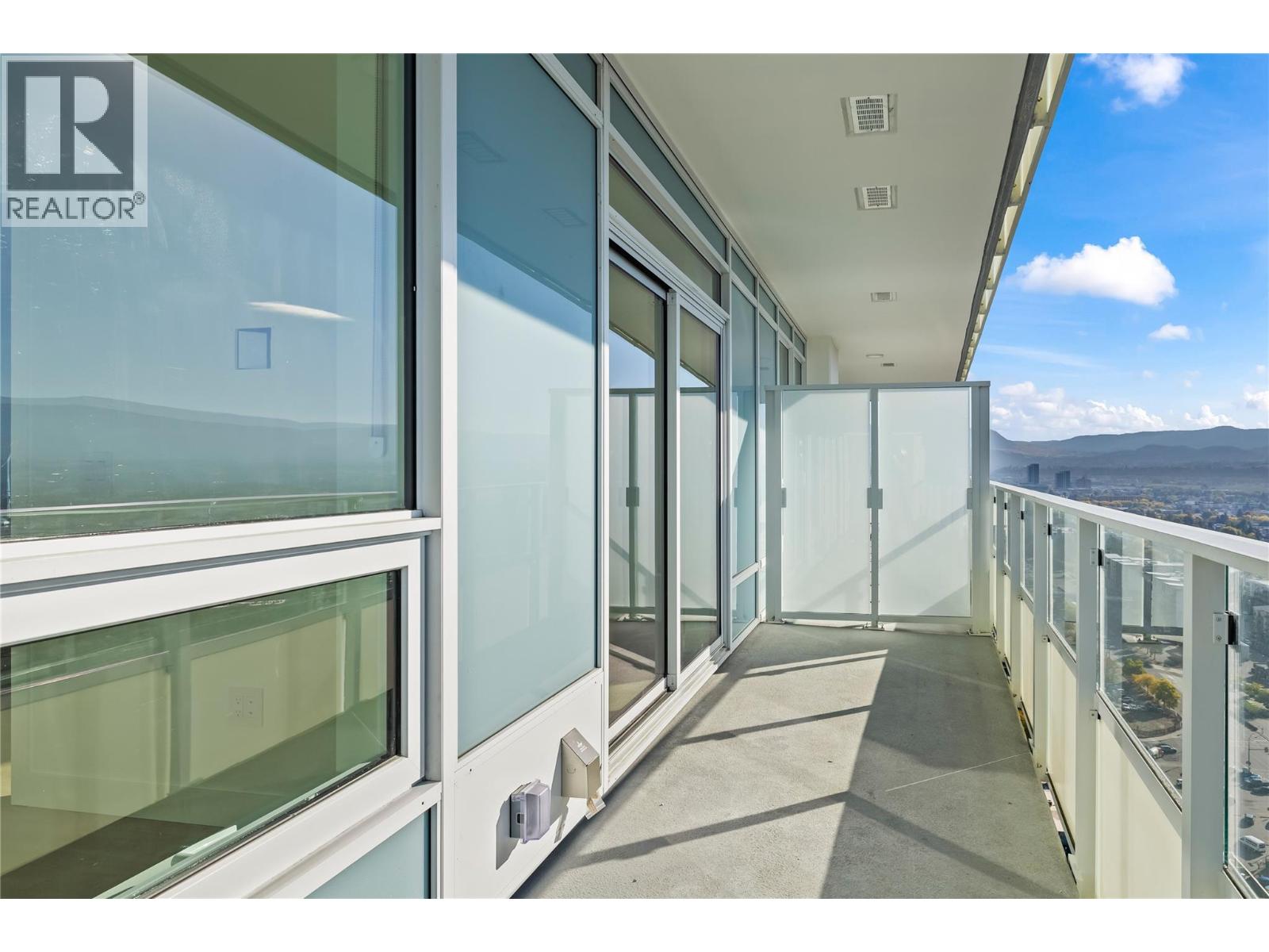 Picture for Unit #2705, 1626 Water  Street https://www.cirrealty.ca/reb/bc/8/10363398_12.jpg