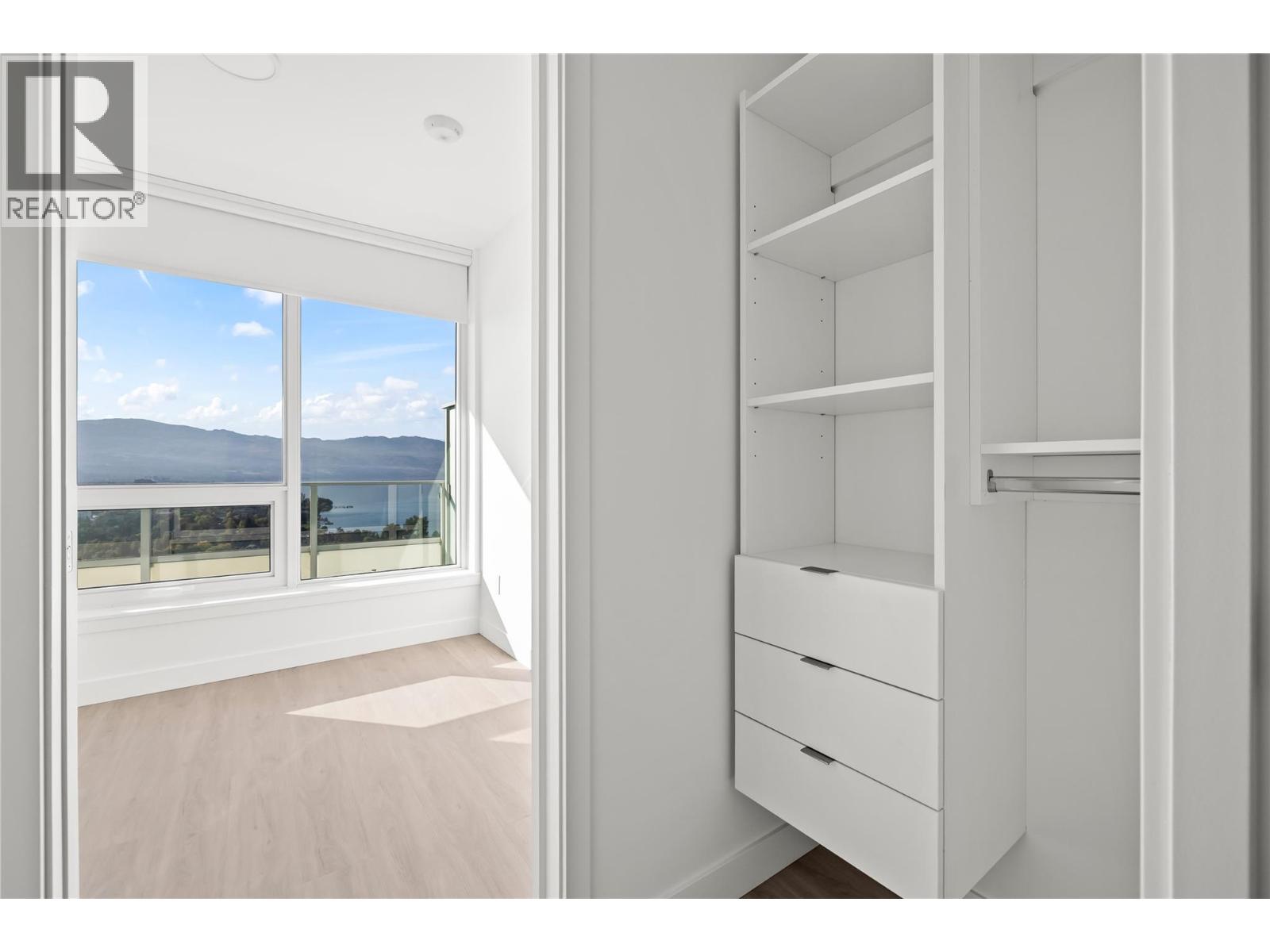 Picture for Unit #2705, 1626 Water  Street https://www.cirrealty.ca/reb/bc/8/10363398_21.jpg