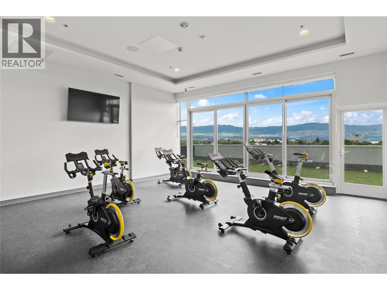 Picture for Unit #2705, 1626 Water  Street https://www.cirrealty.ca/reb/bc/8/10363398_26.jpg