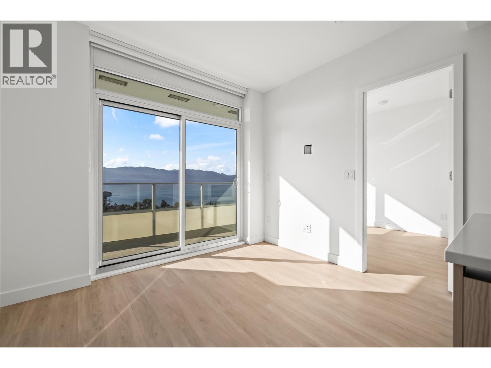 Picture for Unit #2705, 1626 Water  Street https://www.cirrealty.ca/reb/bc/8/10363398_9.jpg