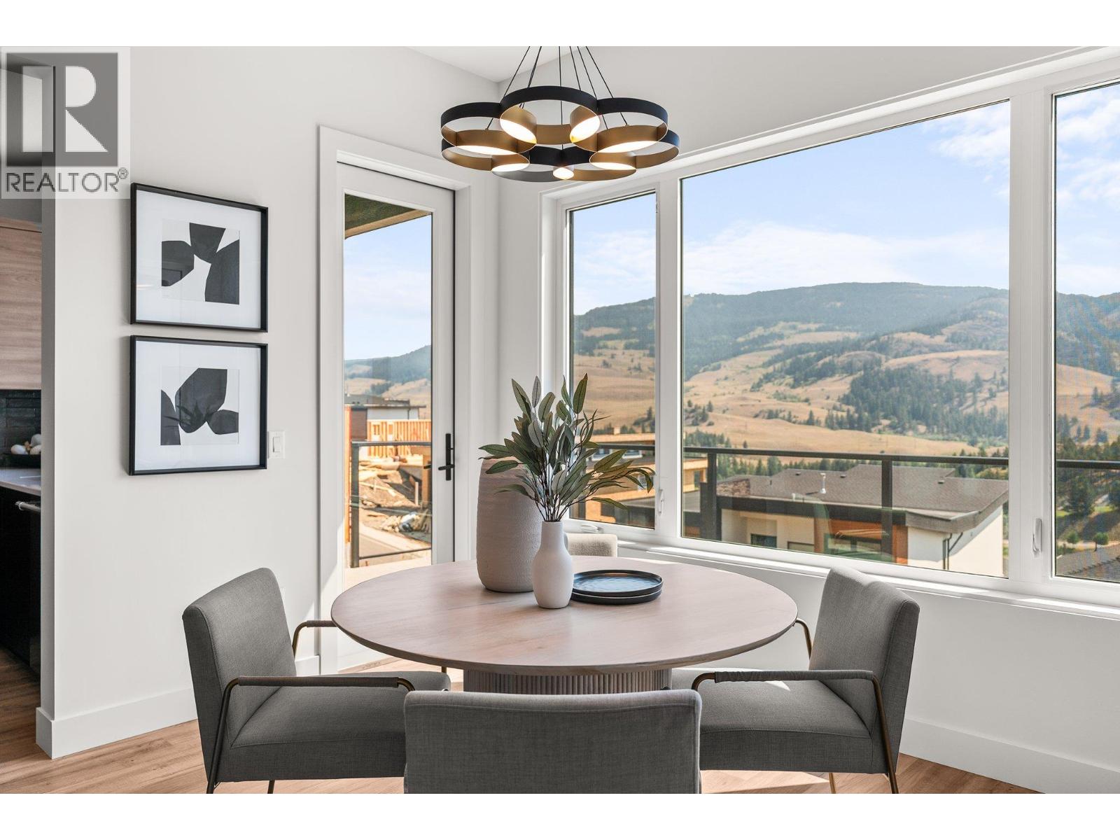 Picture for 901 Melrose  Street https://www.cirrealty.ca/reb/bc/8/10363508_21.jpg