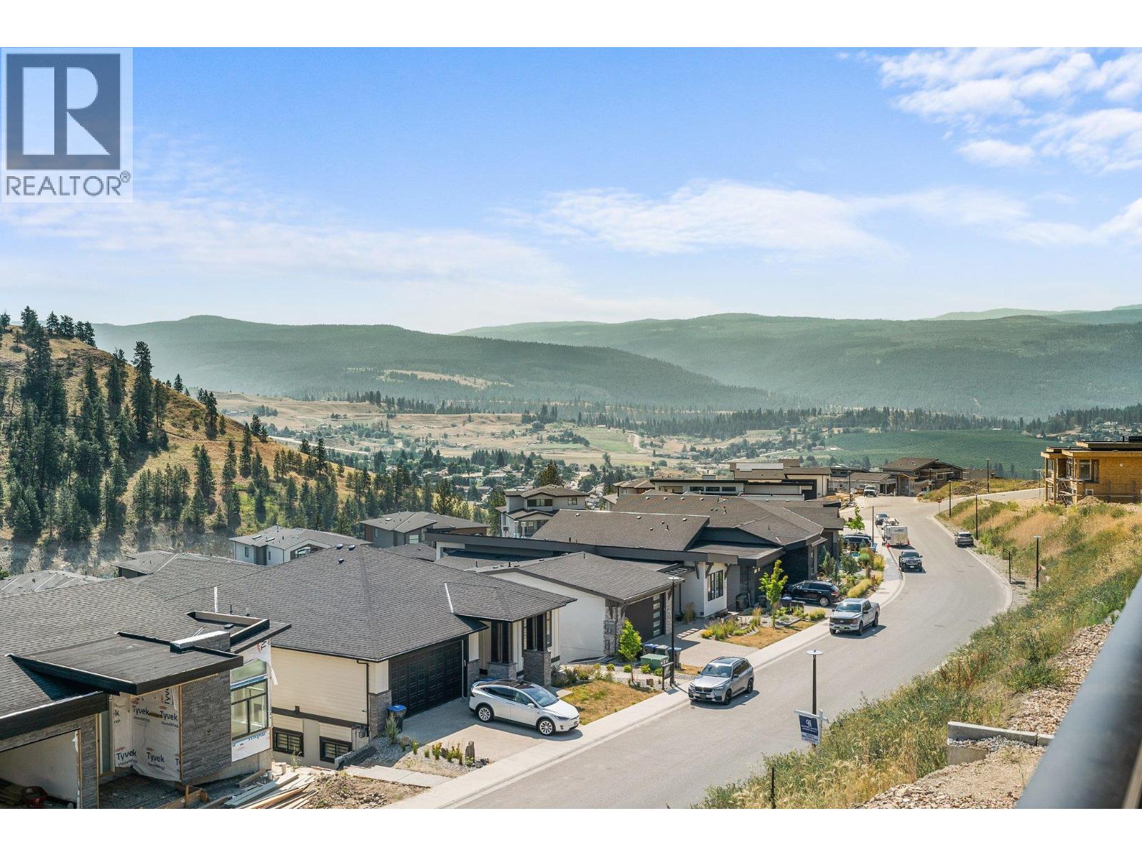 Picture for 901 Melrose  Street https://www.cirrealty.ca/reb/bc/8/10363508_52.jpg