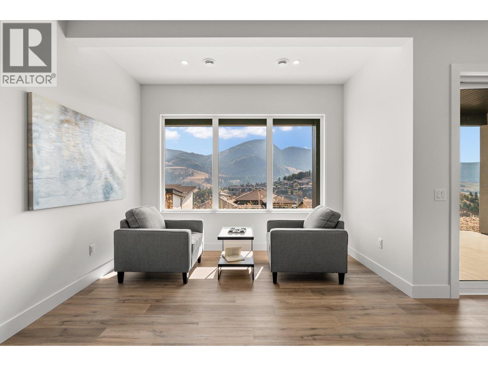 Picture for 901 Melrose  Street https://www.cirrealty.ca/reb/bc/8/10363508_66.jpg