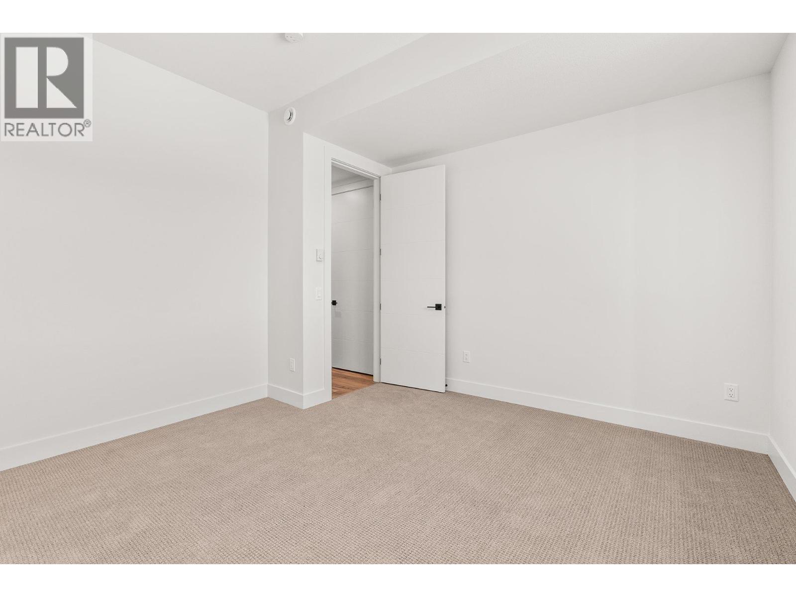 Picture for 901 Melrose  Street https://www.cirrealty.ca/reb/bc/8/10363508_82.jpg