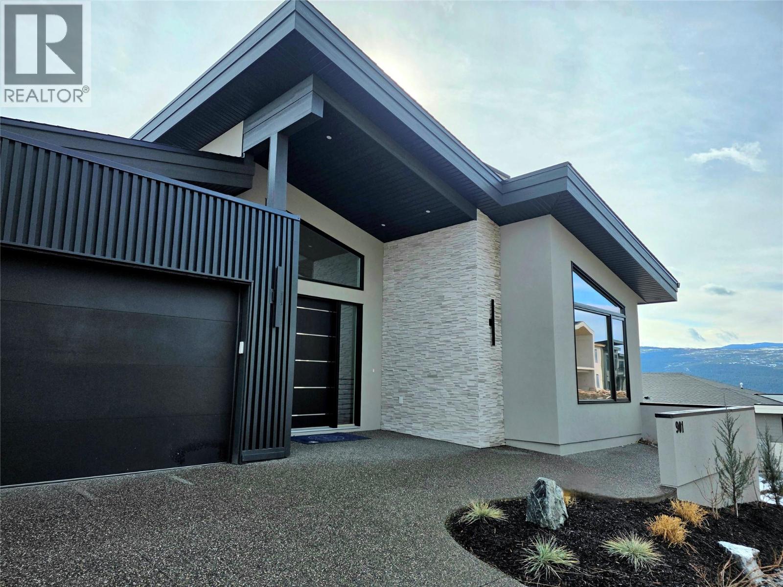 Picture for 901 Melrose  Street https://www.cirrealty.ca/reb/bc/8/10363508_91.jpg
