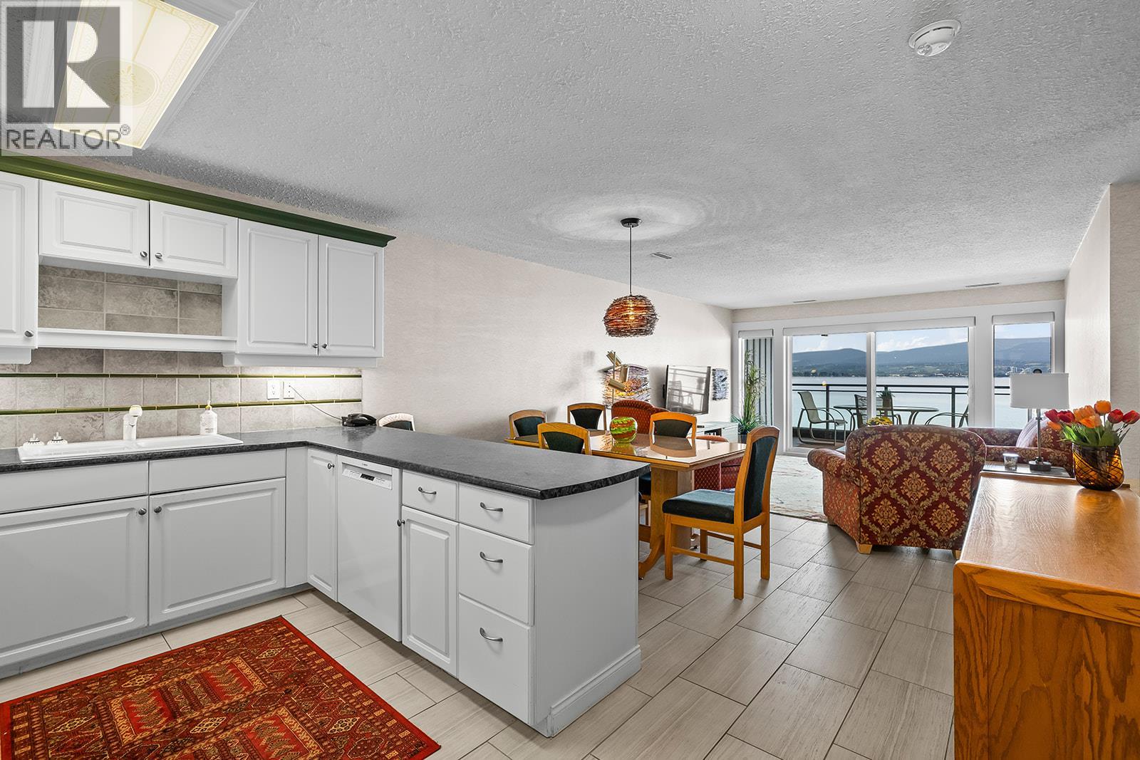 Picture for Unit #301, 2777 Casa Loma  Road https://www.cirrealty.ca/reb/bc/8/10363538_49.jpg