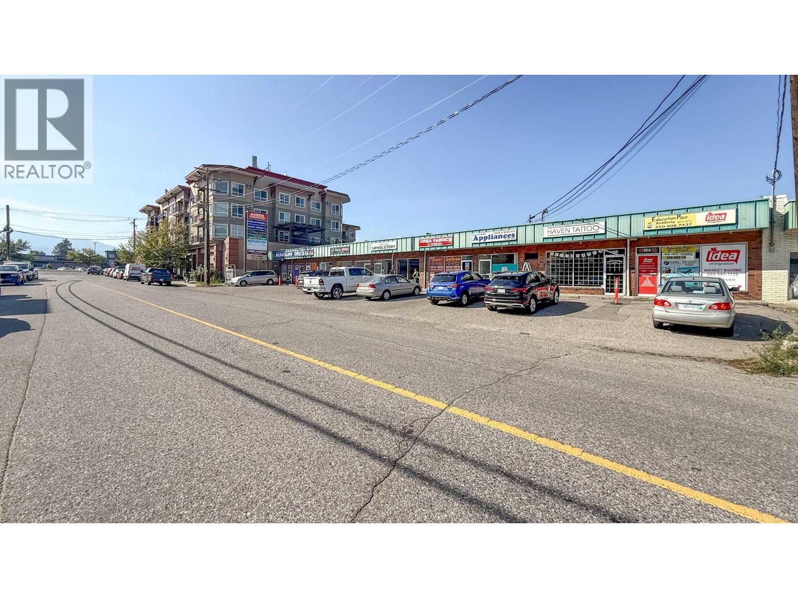 Picture for 168 Asher  Road https://www.cirrealty.ca/reb/bc/8/10363628_15.jpg