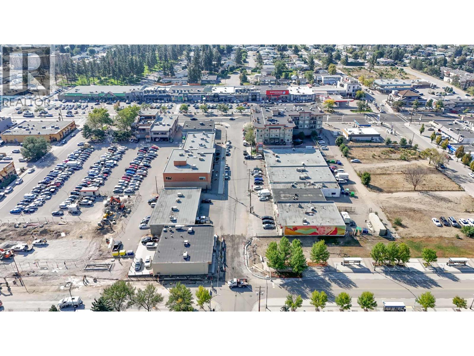 Picture for 168 Asher  Road https://www.cirrealty.ca/reb/bc/8/10363628_17.jpg