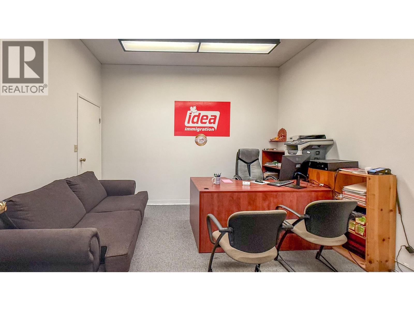 Picture for 168 Asher  Road https://www.cirrealty.ca/reb/bc/8/10363628_8.jpg