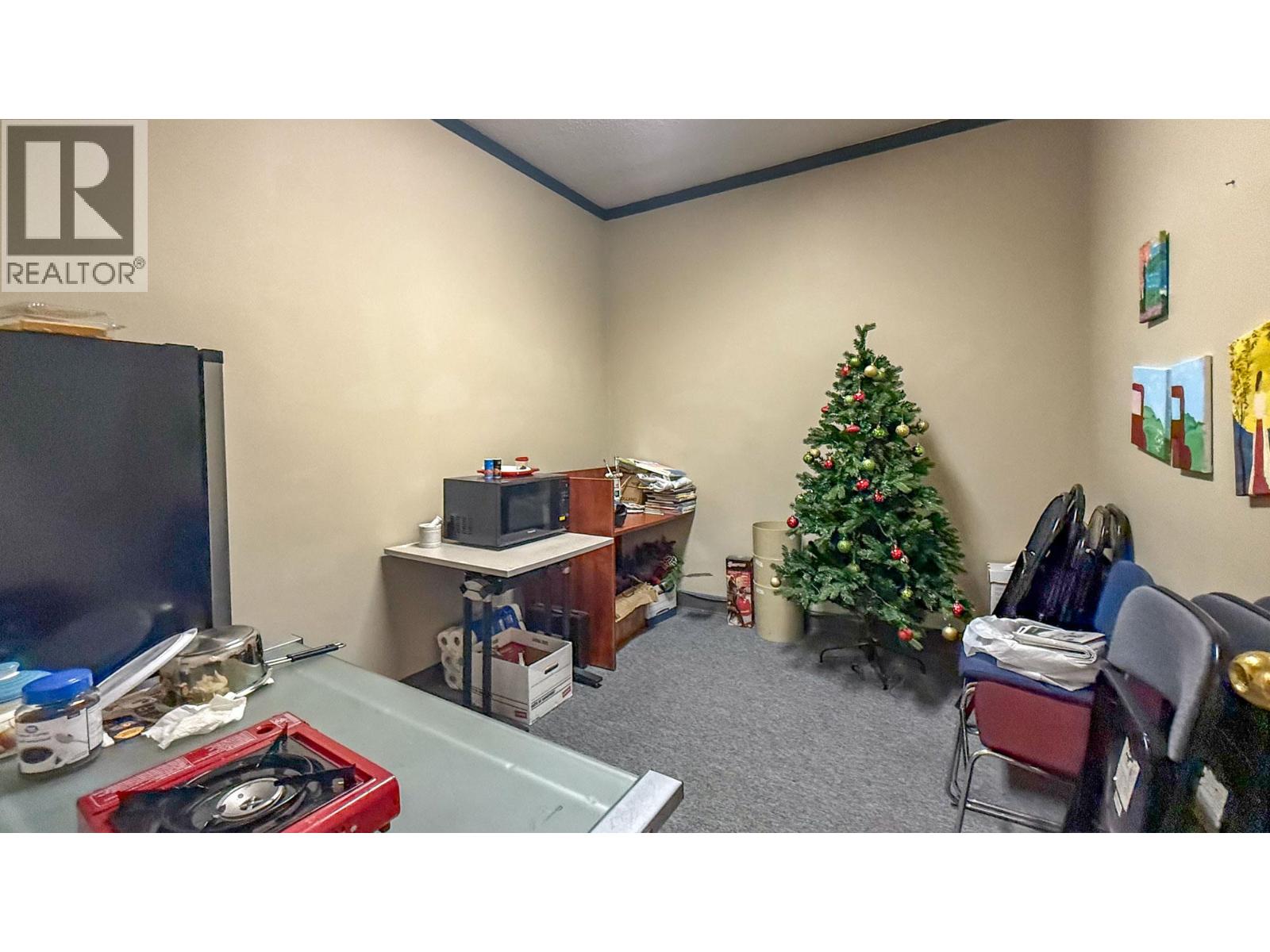 Picture for 168 Asher  Road https://www.cirrealty.ca/reb/bc/8/10363628_9.jpg