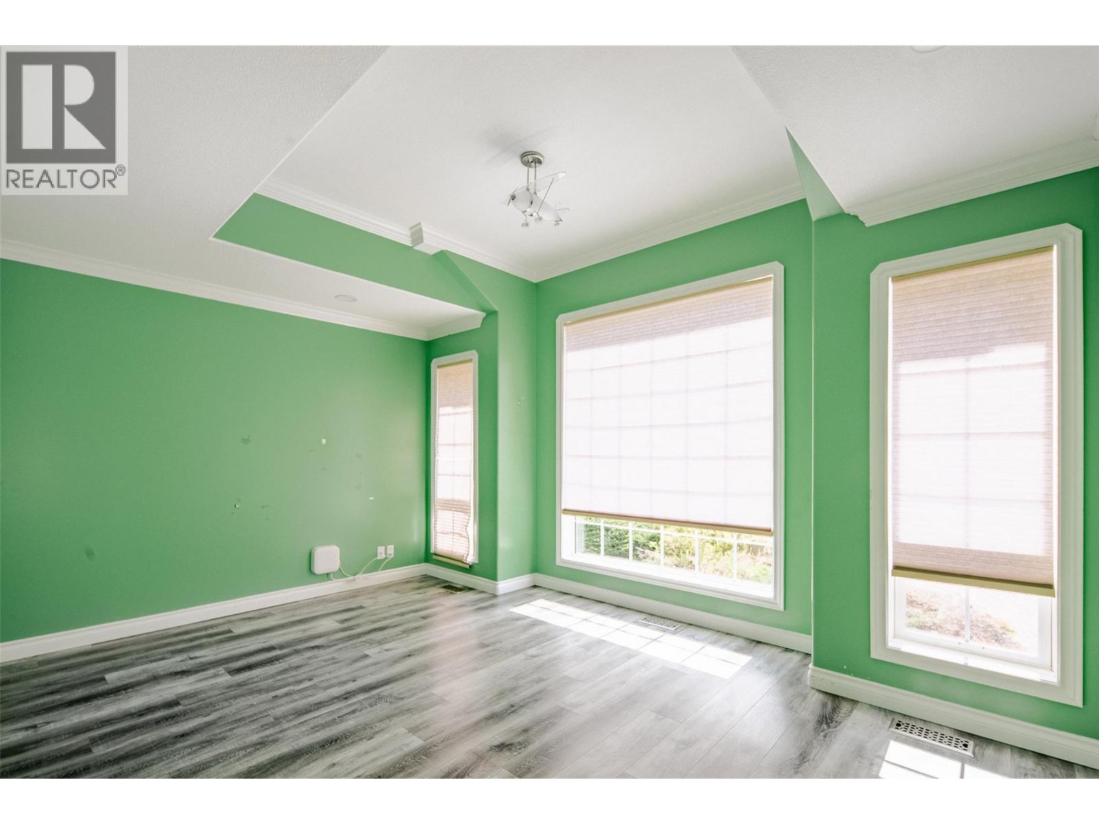 Picture for 1180 Ray  Road https://www.cirrealty.ca/reb/bc/8/10363878_21.jpg