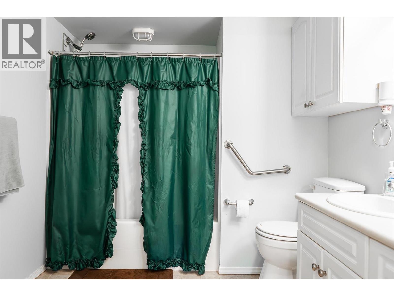 Picture for Unit #307, 265 Froelich  Road https://www.cirrealty.ca/reb/bc/8/10363968_23.jpg