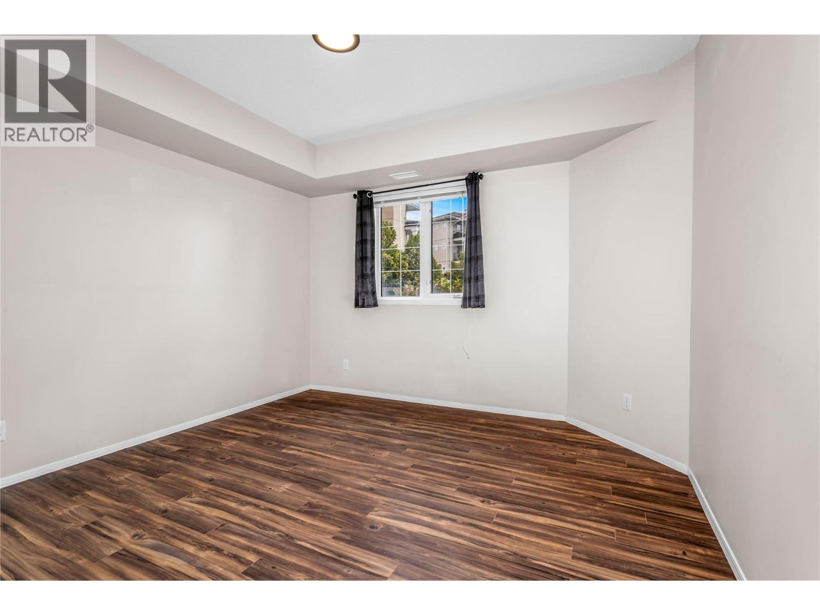 Picture for Unit #1102, 3168 Via Centrale  https://www.cirrealty.ca/reb/bc/8/10363978_16.jpg