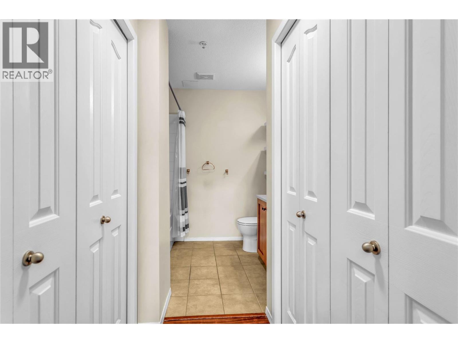 Picture for Unit #1102, 3168 Via Centrale  https://www.cirrealty.ca/reb/bc/8/10363978_18.jpg