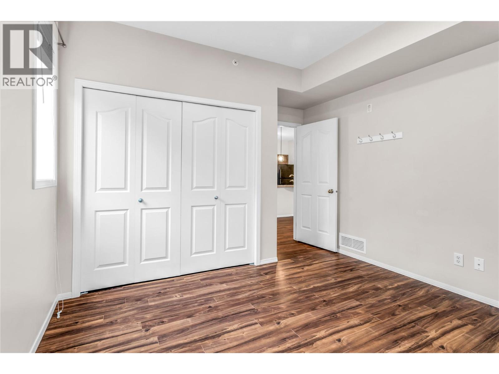 Picture for Unit #1102, 3168 Via Centrale  https://www.cirrealty.ca/reb/bc/8/10363978_25.jpg