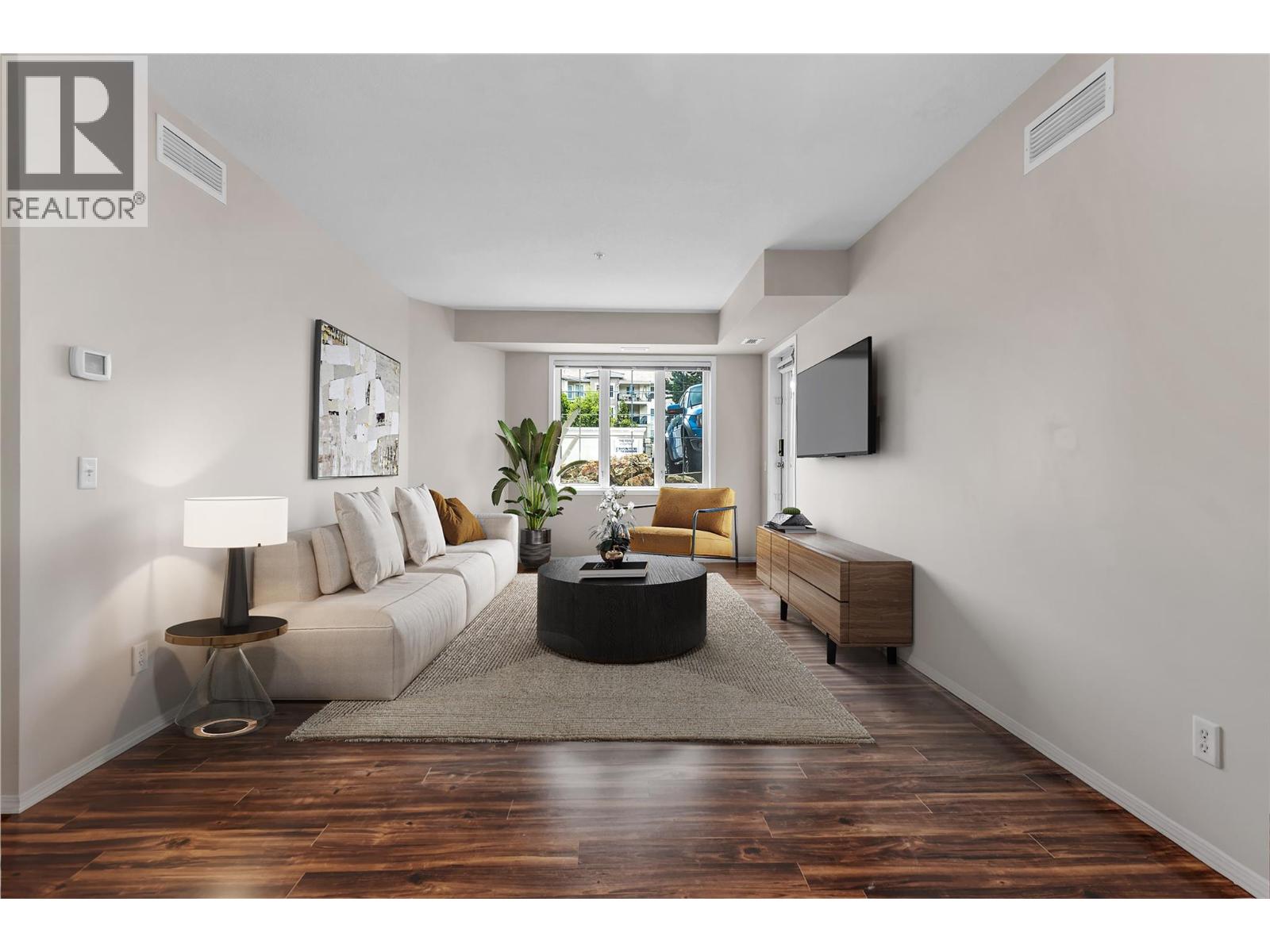 Picture for Unit #1102, 3168 Via Centrale  https://www.cirrealty.ca/reb/bc/8/10363978_8.jpg