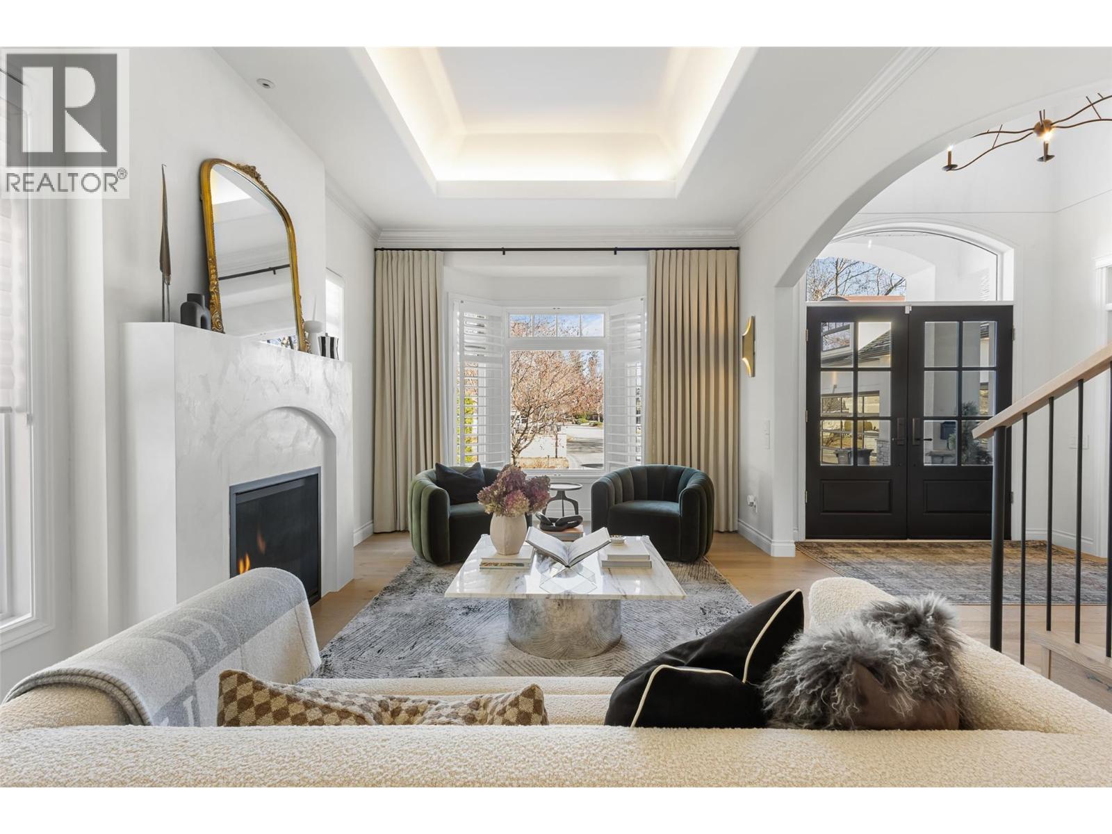Picture for 539 Metcalfe  Avenue https://www.cirrealty.ca/reb/bc/8/10364068_10.jpg