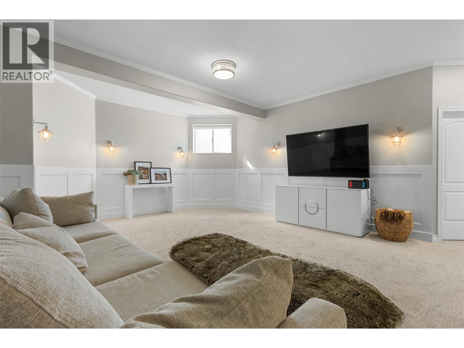 Picture for 539 Metcalfe  Avenue https://www.cirrealty.ca/reb/bc/8/10364068_53.jpg