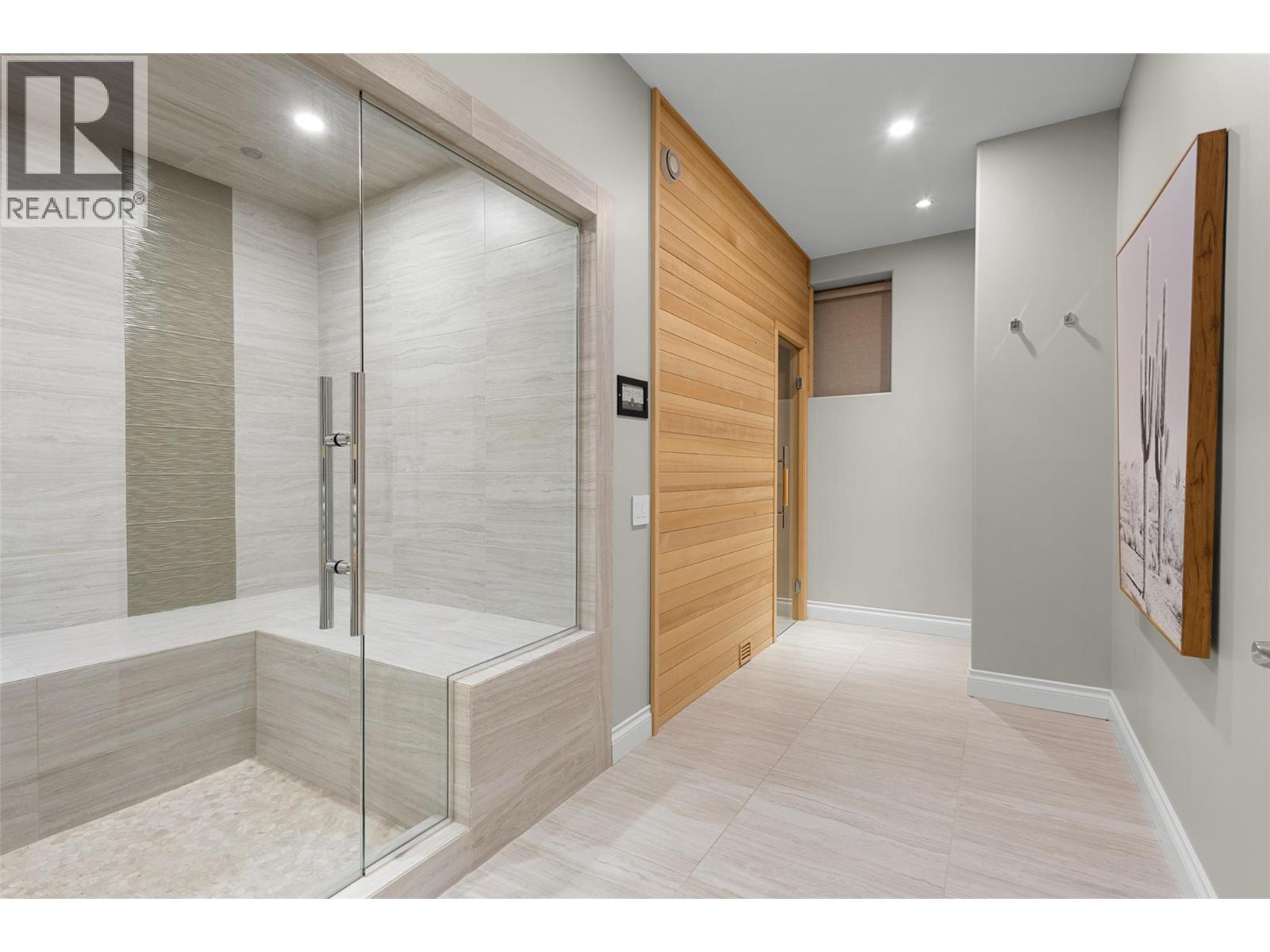 Picture for 539 Metcalfe  Avenue https://www.cirrealty.ca/reb/bc/8/10364068_57.jpg