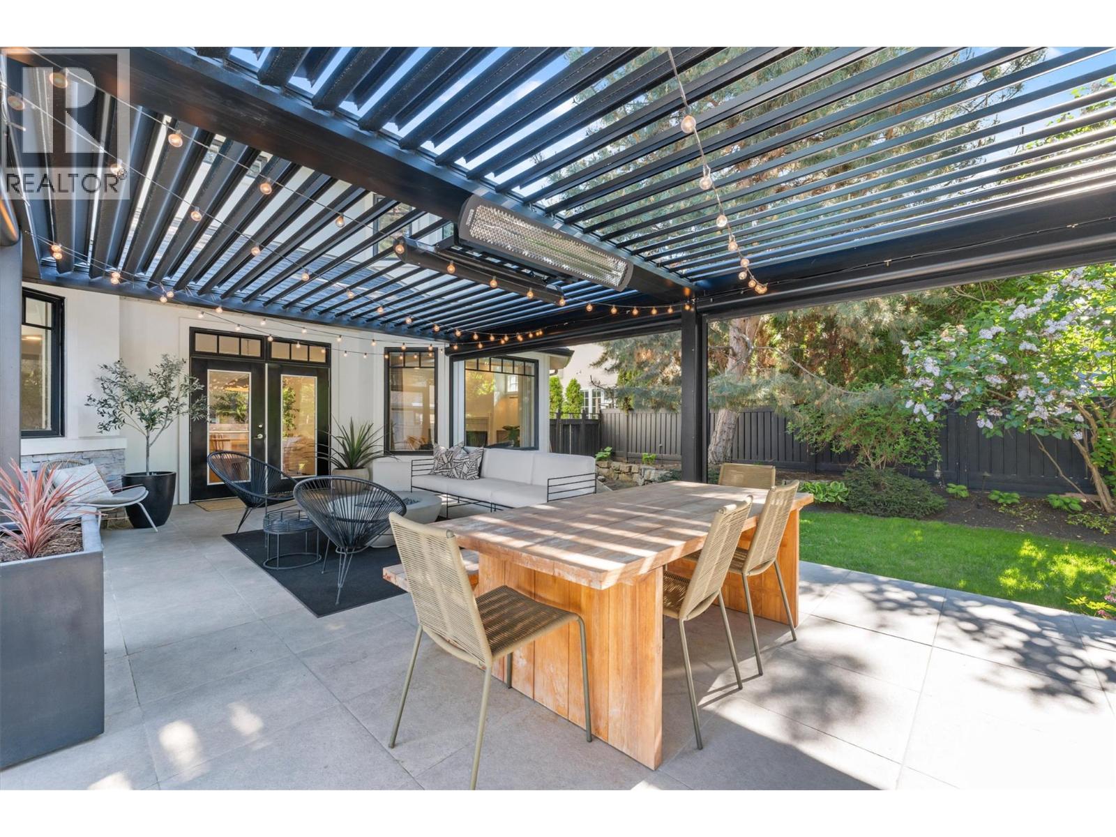 Picture for 539 Metcalfe  Avenue https://www.cirrealty.ca/reb/bc/8/10364068_67.jpg