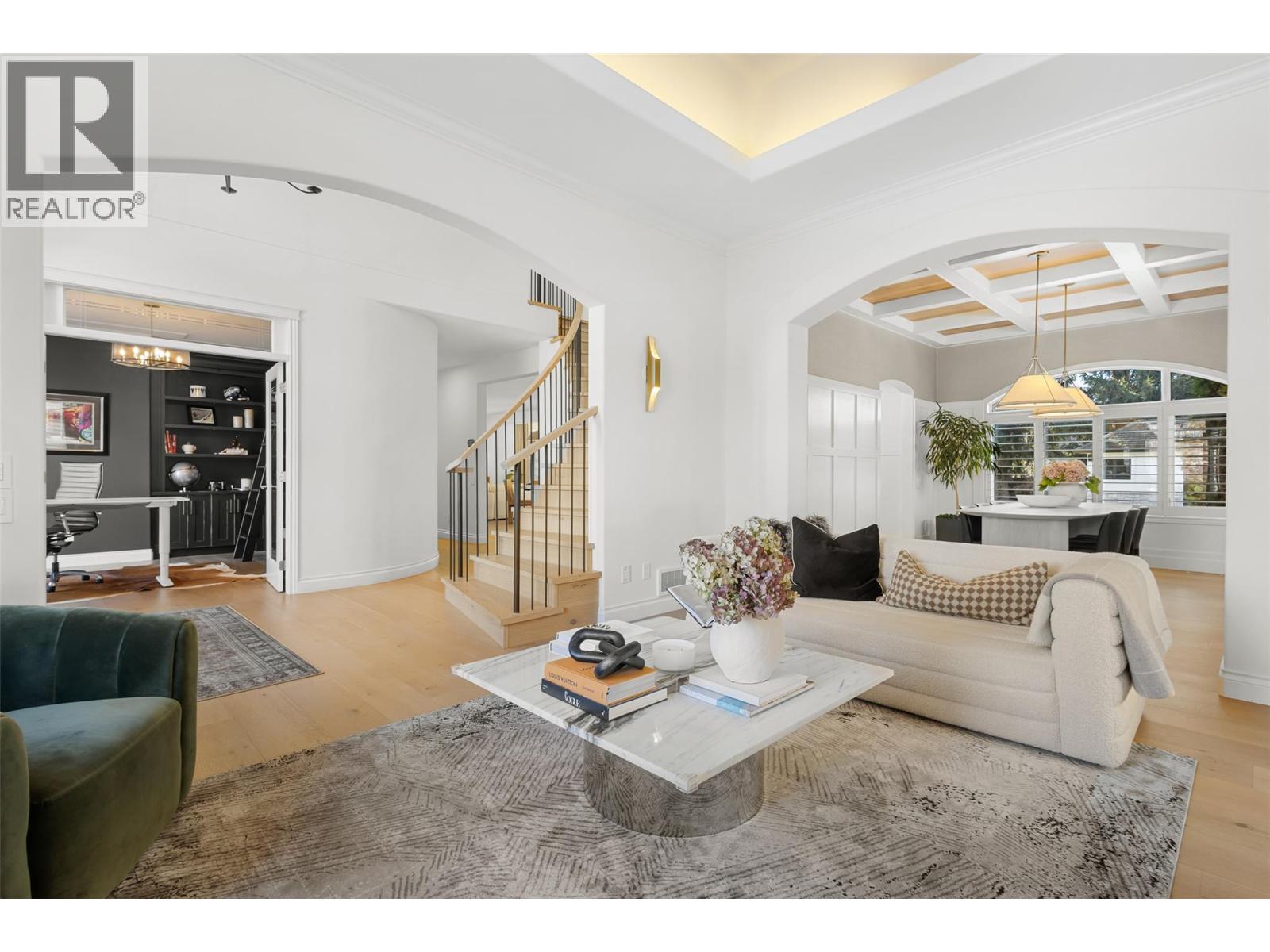 Picture for 539 Metcalfe  Avenue https://www.cirrealty.ca/reb/bc/8/10364068_8.jpg
