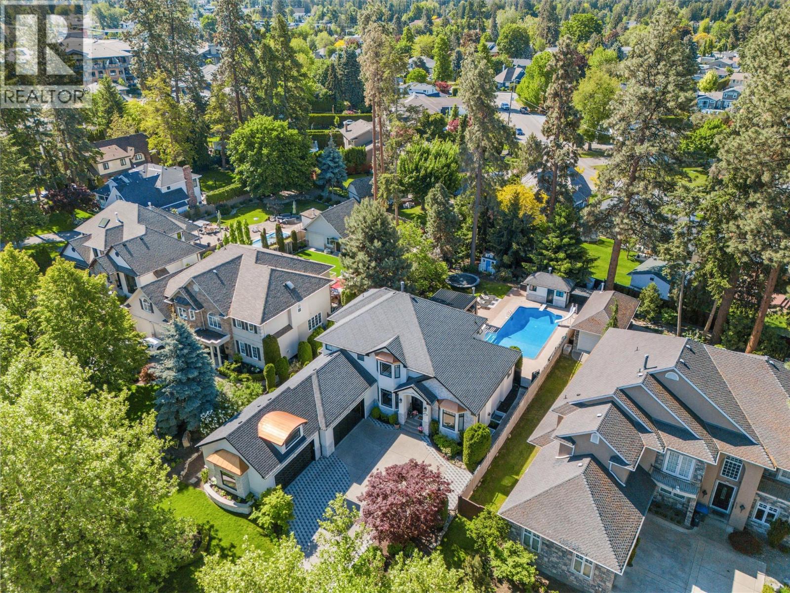 Picture for 539 Metcalfe  Avenue https://www.cirrealty.ca/reb/bc/8/10364068_81.jpg