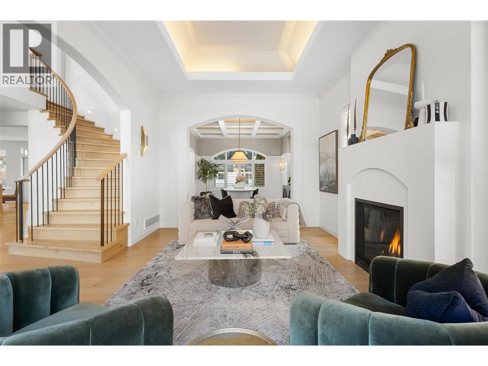 Picture for 539 Metcalfe  Avenue https://www.cirrealty.ca/reb/bc/8/10364068_9.jpg