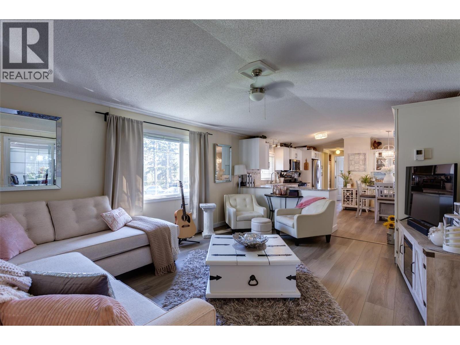 Picture for Unit #23, 1850 Shannon Lake  Road https://www.cirrealty.ca/reb/bc/8/10364088_19.jpg