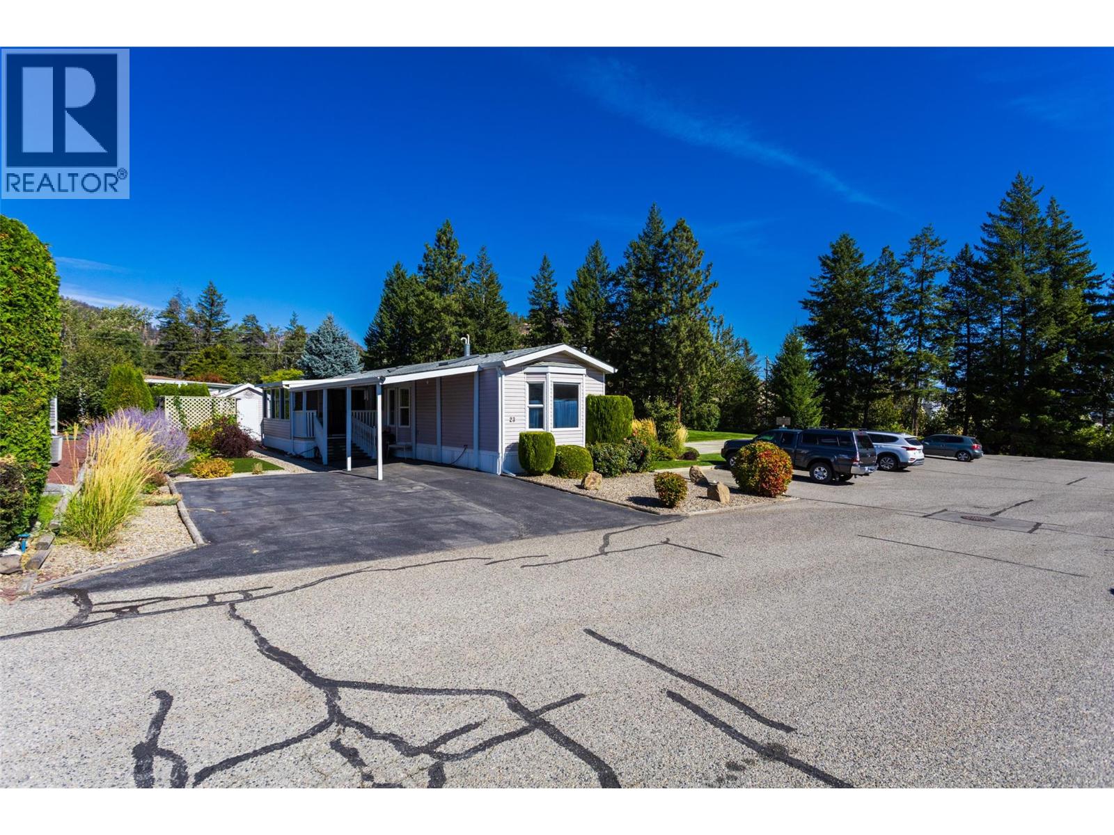 Picture for Unit #23, 1850 Shannon Lake  Road https://www.cirrealty.ca/reb/bc/8/10364088_2.jpg