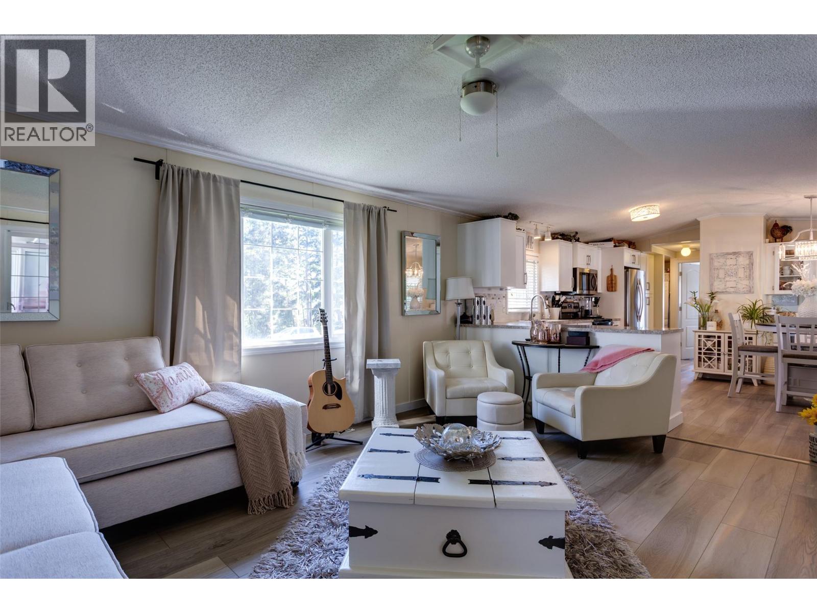Picture for Unit #23, 1850 Shannon Lake  Road https://www.cirrealty.ca/reb/bc/8/10364088_20.jpg