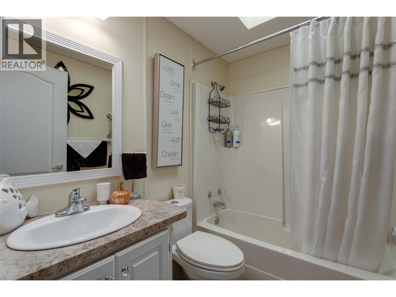 Picture for Unit #23, 1850 Shannon Lake  Road https://www.cirrealty.ca/reb/bc/8/10364088_32.jpg