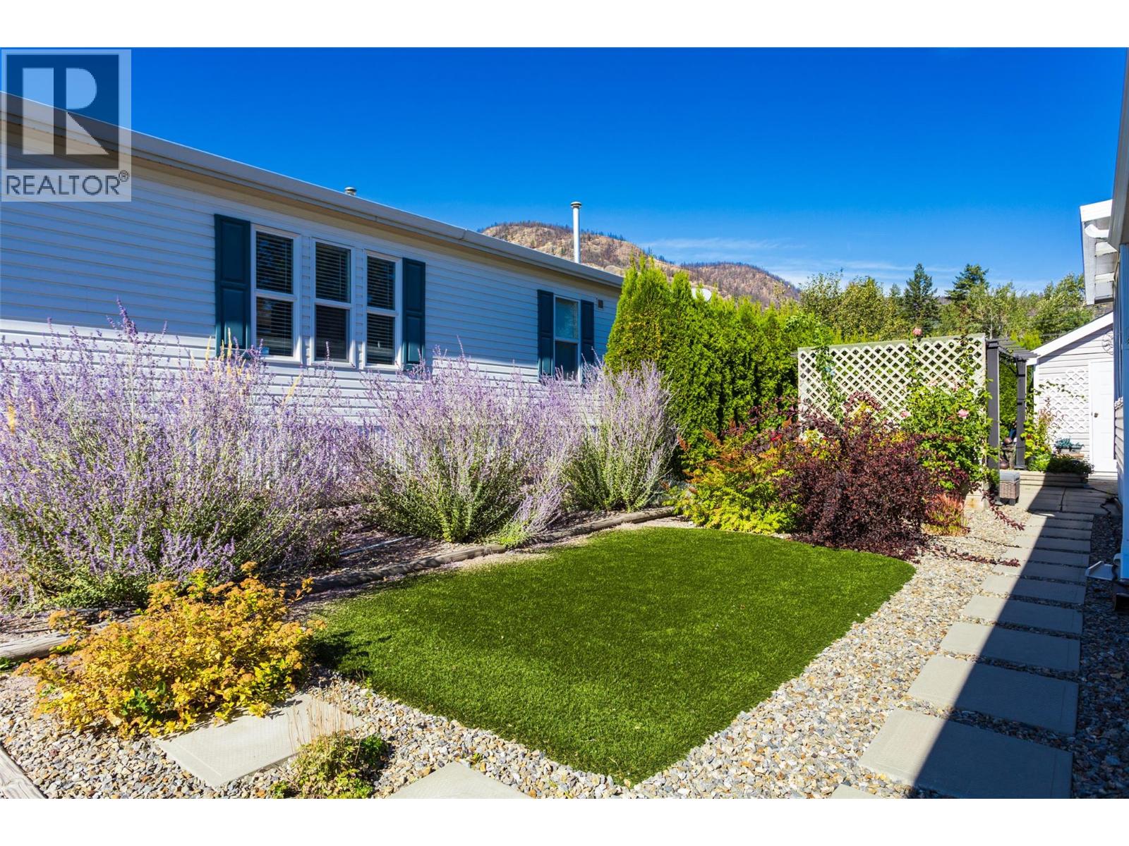 Picture for Unit #23, 1850 Shannon Lake  Road https://www.cirrealty.ca/reb/bc/8/10364088_38.jpg