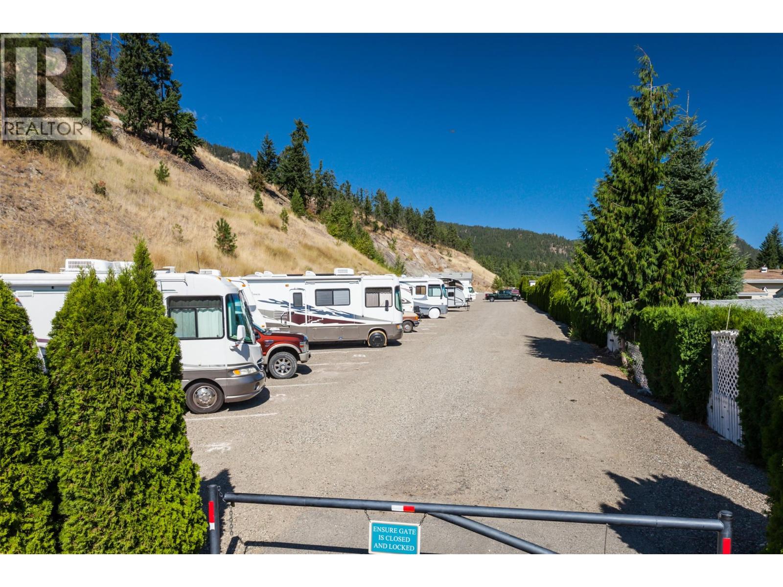 Picture for Unit #23, 1850 Shannon Lake  Road https://www.cirrealty.ca/reb/bc/8/10364088_53.jpg