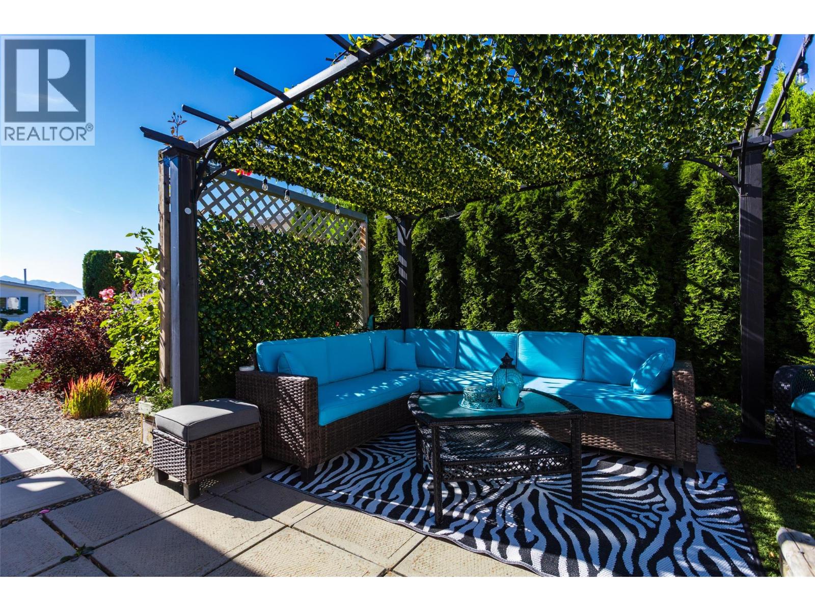 Picture for Unit #23, 1850 Shannon Lake  Road https://www.cirrealty.ca/reb/bc/8/10364088_7.jpg