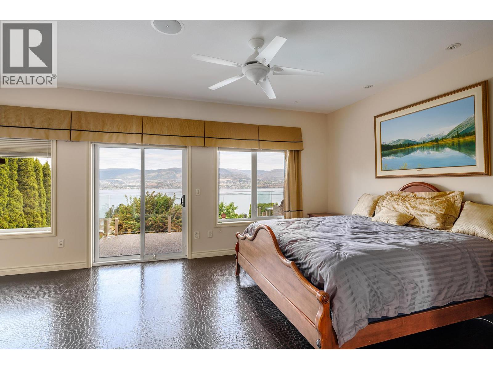 Picture for 370 Sandpiper  Street https://www.cirrealty.ca/reb/bc/8/10364098_12.jpg