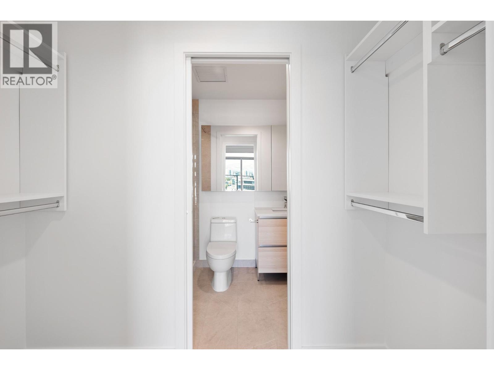 Picture for Unit #902, 1626 Water  Street https://www.cirrealty.ca/reb/bc/8/10364118_20.jpg