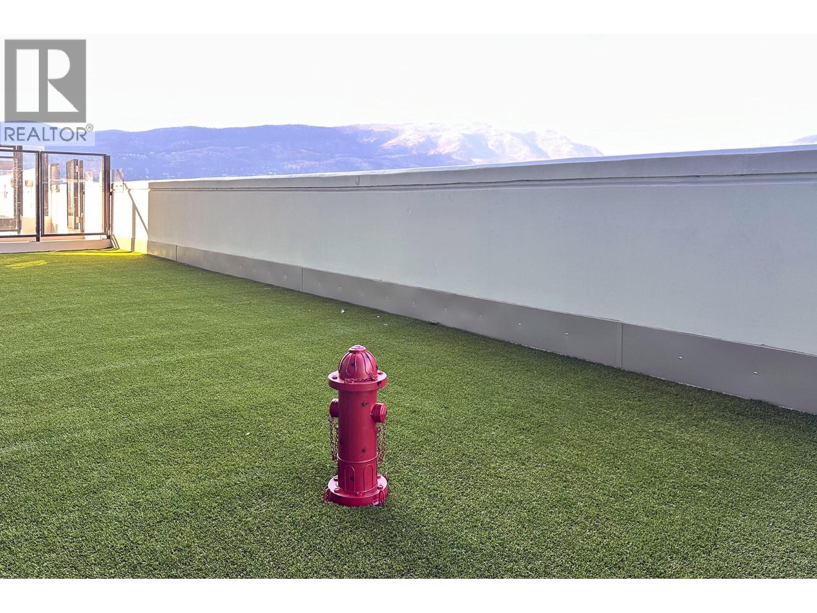 Picture for Unit #902, 1626 Water  Street https://www.cirrealty.ca/reb/bc/8/10364118_28.jpg