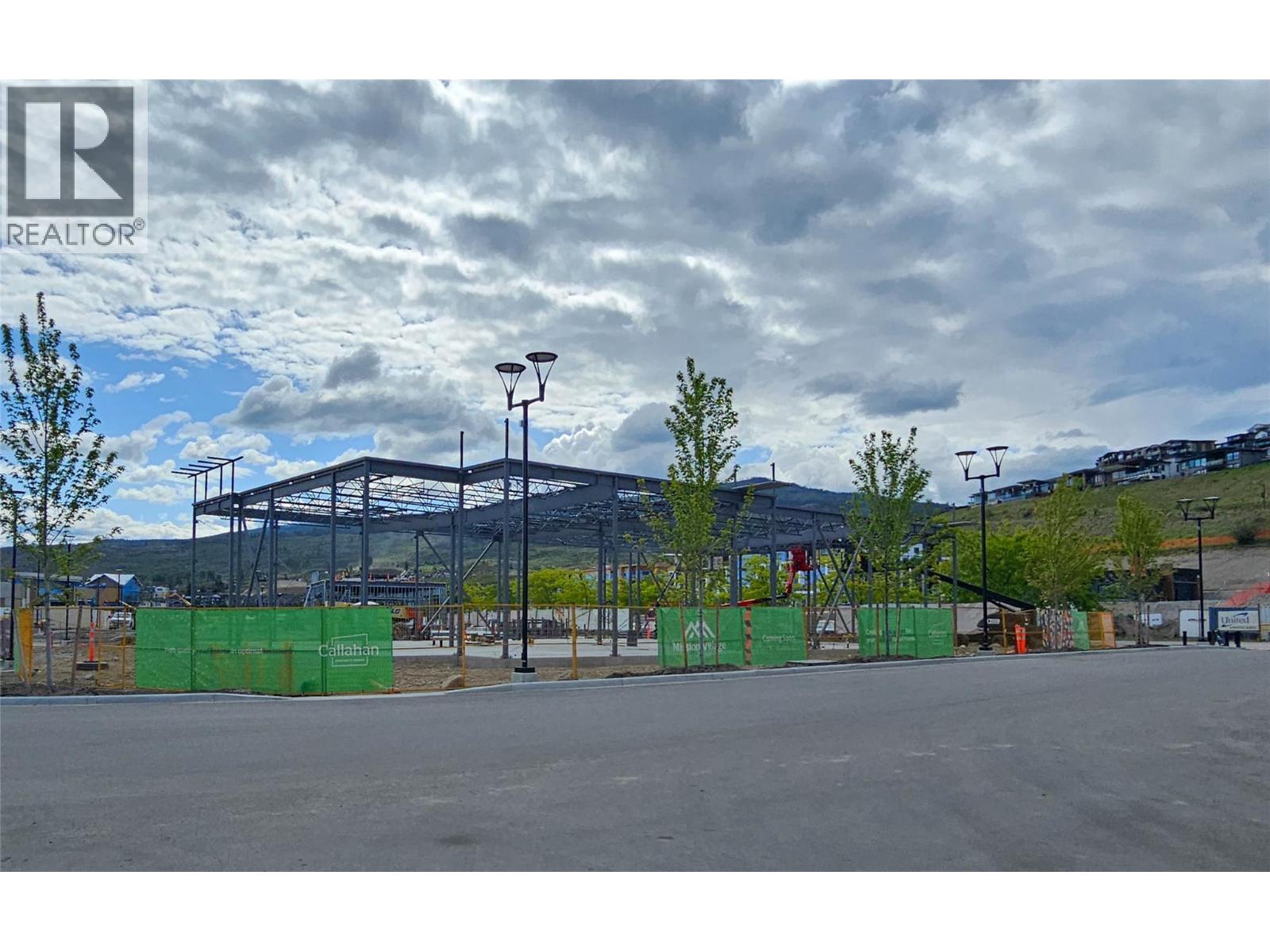 Picture for Unit #1, 757 Barnaby  Road https://www.cirrealty.ca/reb/bc/8/10364178_20.jpg