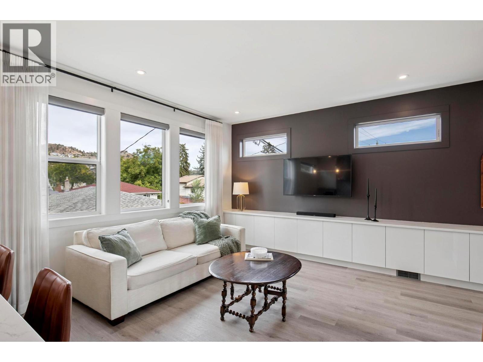 Picture for 966 Fuller  Avenue